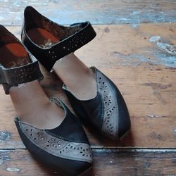 Rieker Woman's Quality Shoes Sz 8