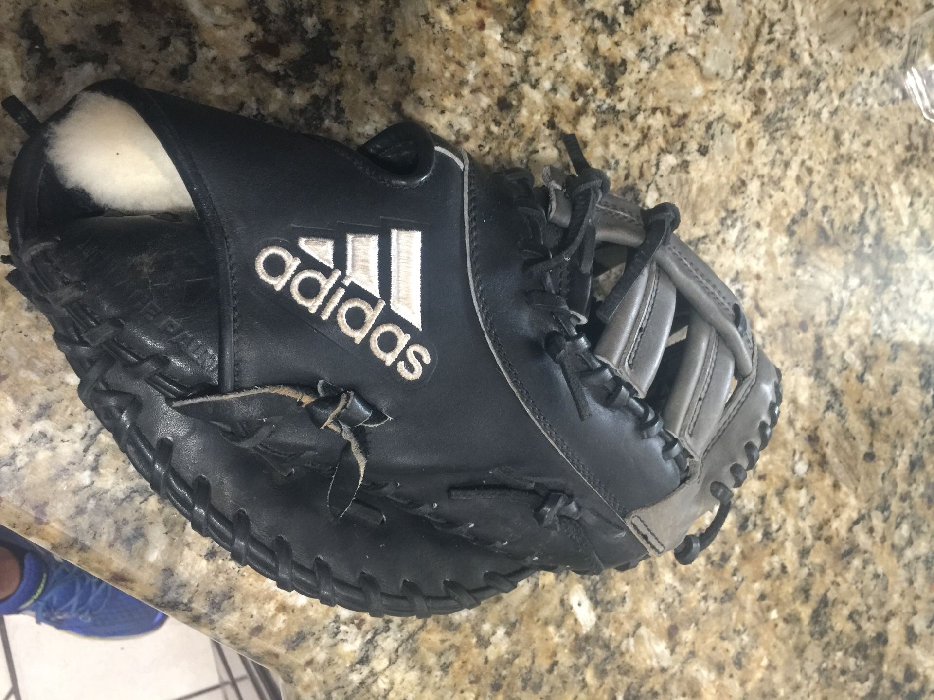 Gloves first base 13” Adidas