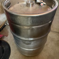 Modelo Beer Keg Barrel 