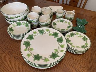 Vintage FRANCISCAN Embossed Green "IVY" Dinnerware