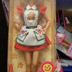 Barbie--- Holiday treats 
