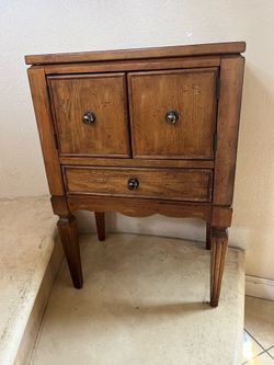 Hooker End table