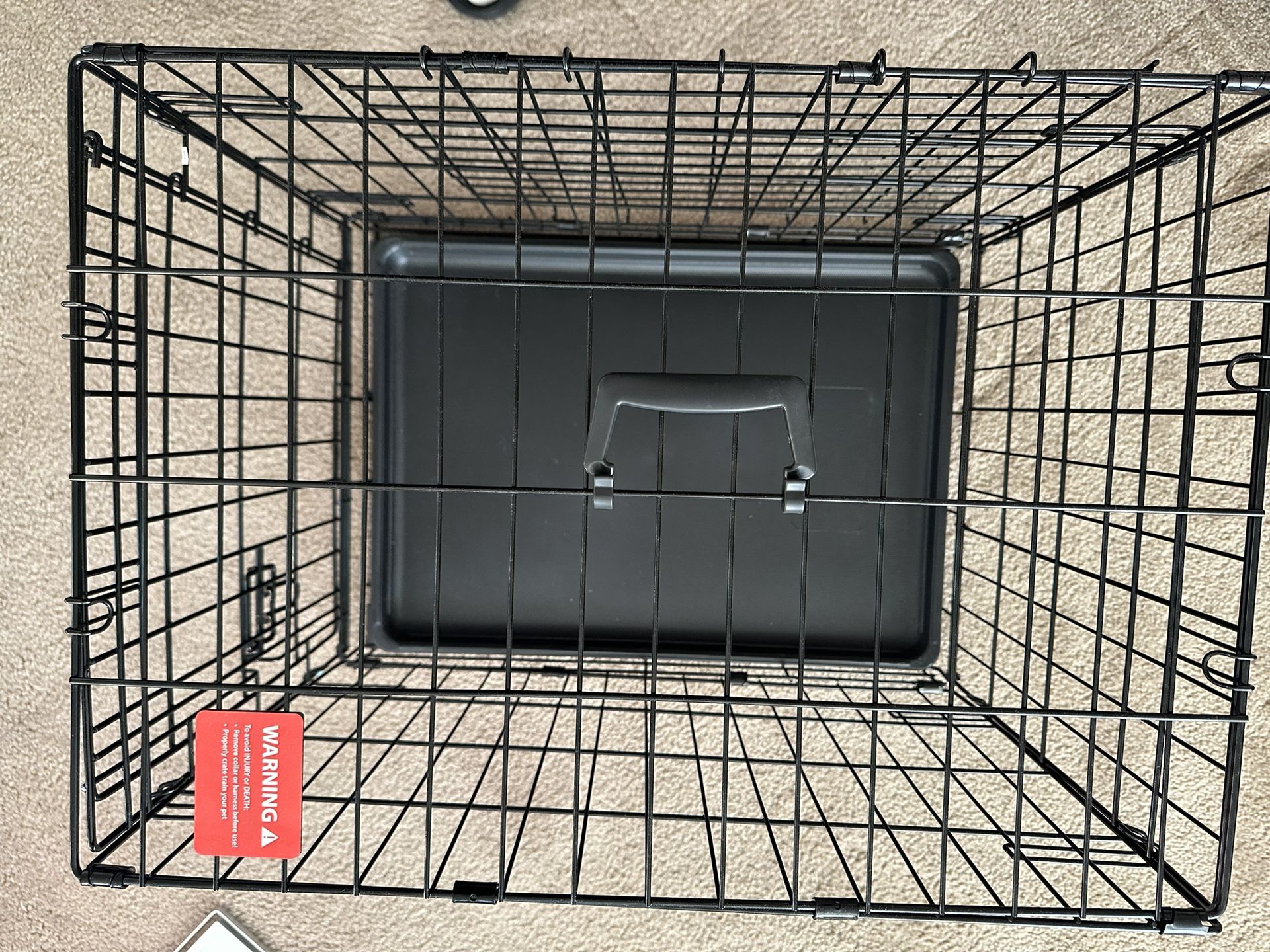 24” Black Metal Dog Crate – Gently Used, Great Condition
