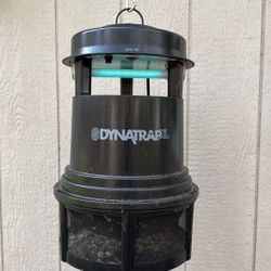 DynaTrap DT2000XLPSR Large Mosquito & Flying Insect Trap