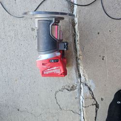 Milwaukee m18 router