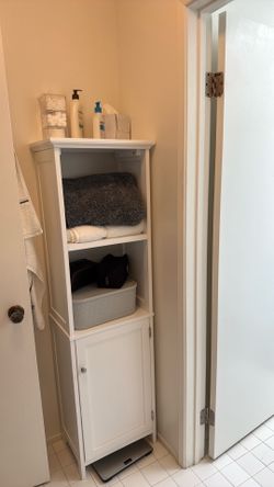 FREE White cabinet