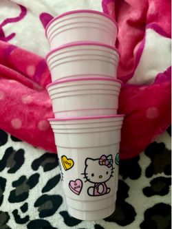 Hello kitty cups