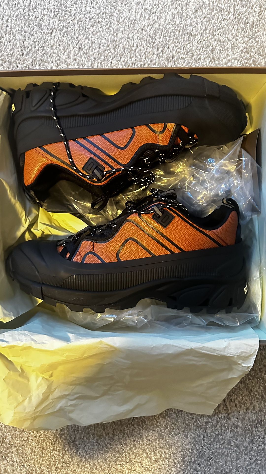 Burberry Basketball Leather Arthur Sneakers