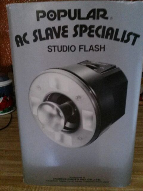 Morris Popular. A C Slave Specialist Studio Flash