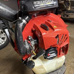 Sopladora Redmax Ebz8560 Poco Uso Comercial Solo Gente Seria $$400obo