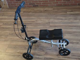 Knee scooter