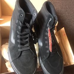 Vans Shoes Size 9