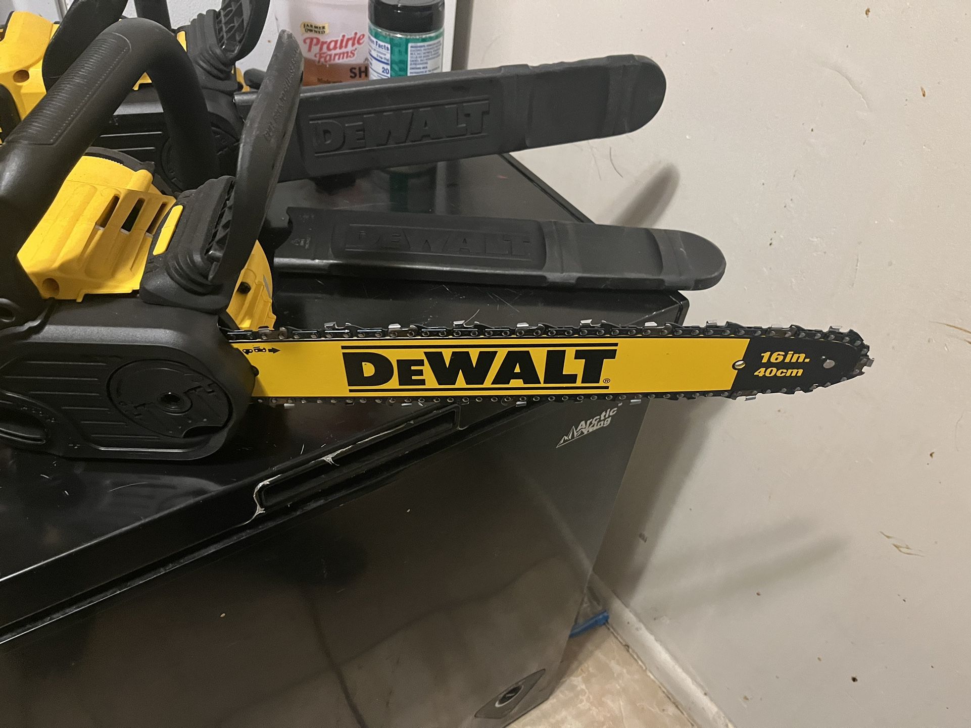 DEWALT CHAINSAW BRAND NEW TOOL ONLY