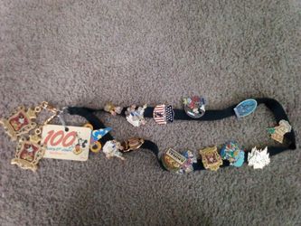 Walt Disney World Lanyard With Vintage Pins