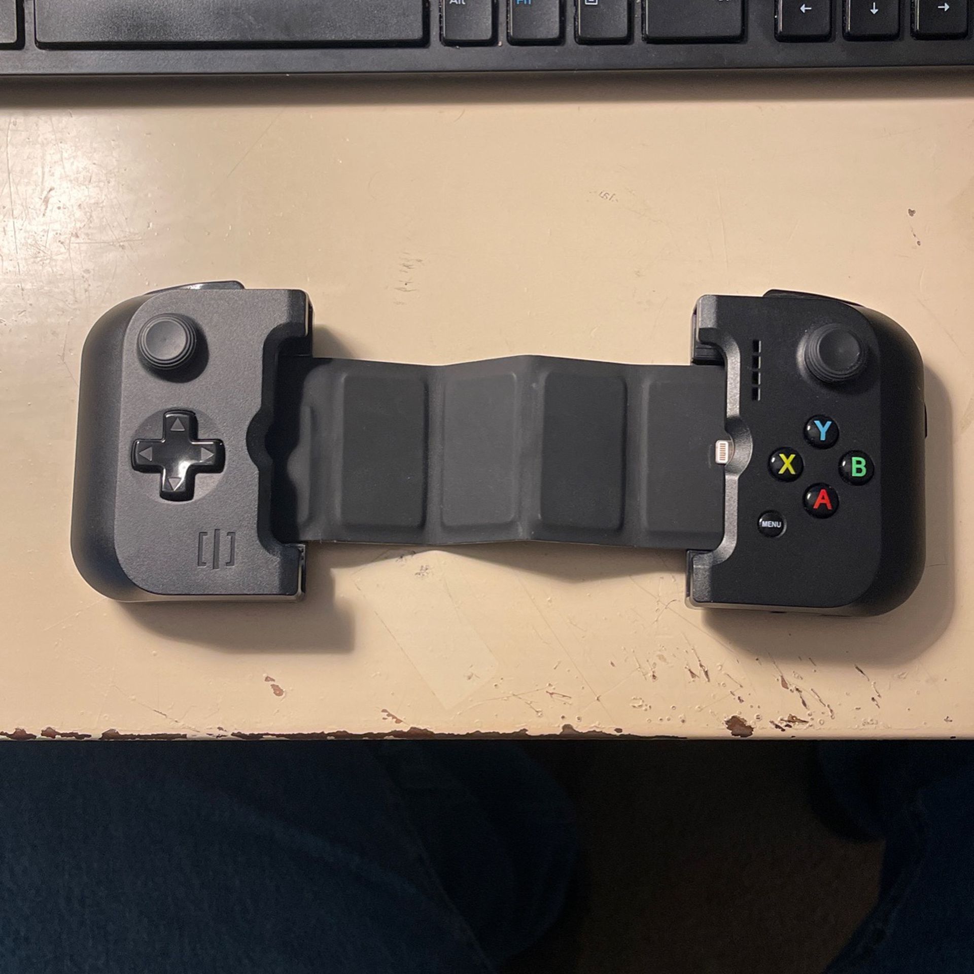 GameVice iPhone game Controller