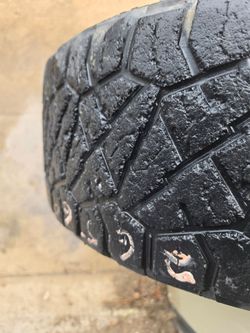 265 60 20 tire