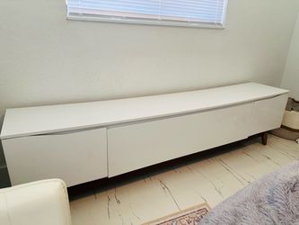 Tv table