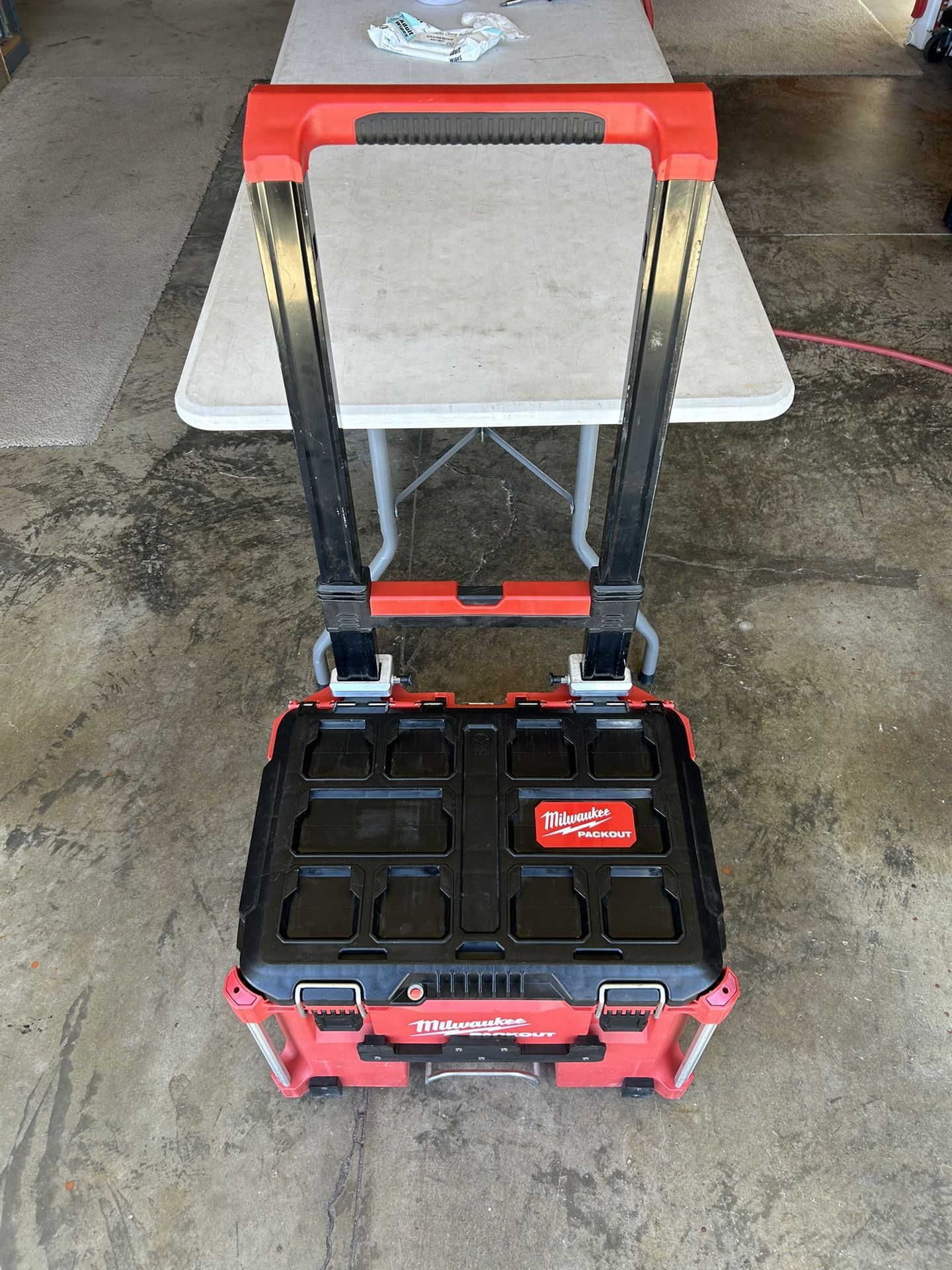Milwaukee PACKOUT 22in Rolling Box (Quick Release Handle & Step Slides) w/FREE FRONT JOEY MOUNT $180
