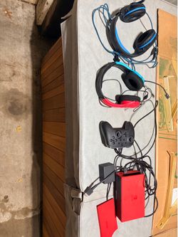 Switch 1 headsets, accessories, dock, controller