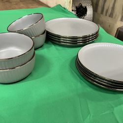 Elama Leo 12 Piece Stoneware Dinnerware Set In Light Gray