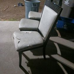 Chairs. 3 Forfree