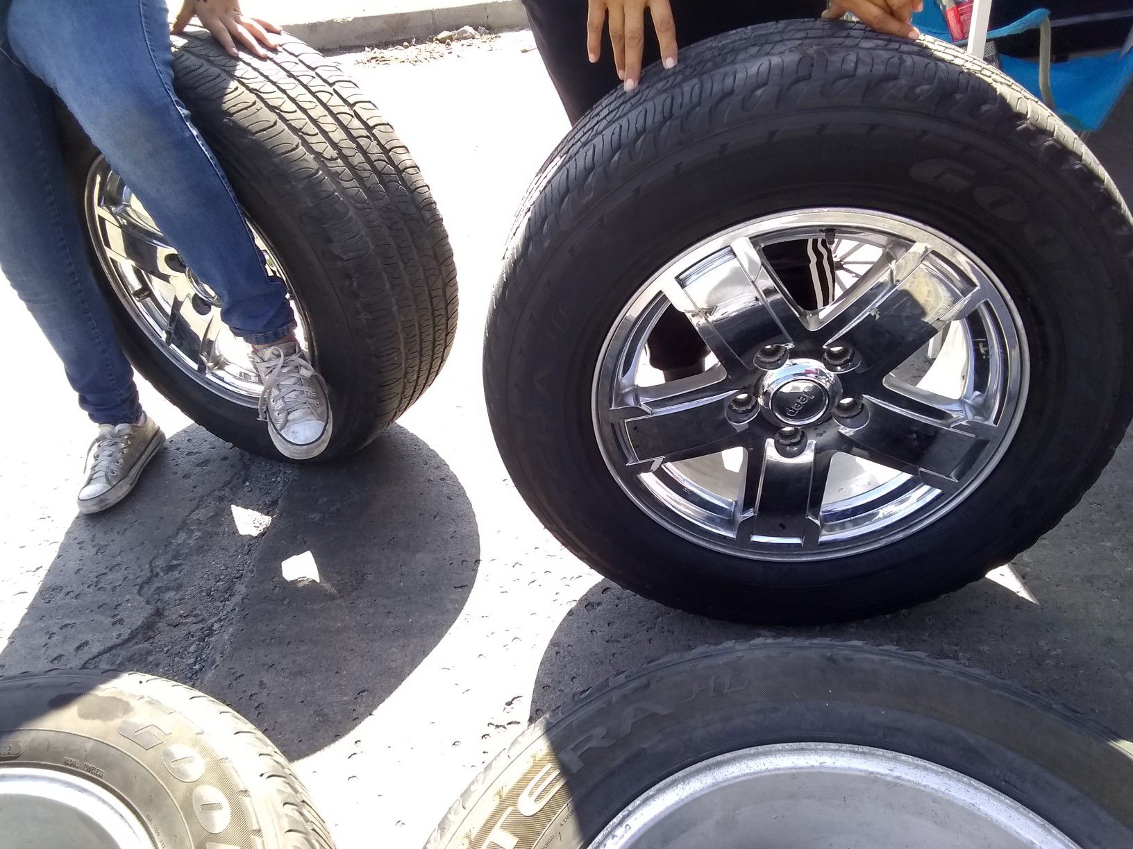 Jeep chrome wheels