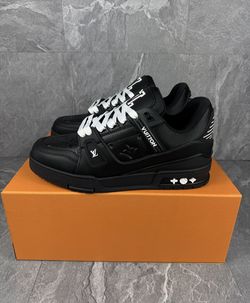 Louis Vuitton LV Trainers Black & White Sneaker