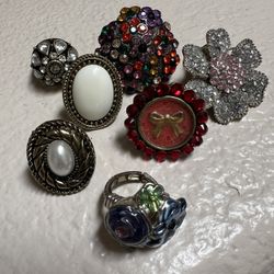 Costume Jewelry Adjustable Size Rings 