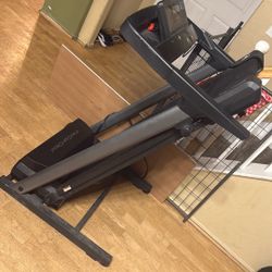 Pro Form CC300 Treadmill