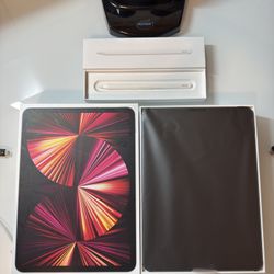 iPad Pro 3rd Generation (M1) 11 Inch 256 GB WiFi Only And Apple Pencil