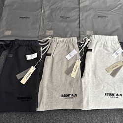 essential shorts