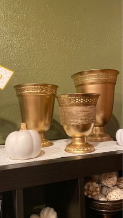 golden decorative vases