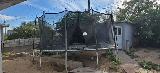 Trampoline
