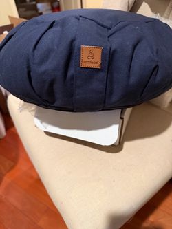 New meditation yoga seat