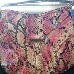 BRAND NEW VERA WANG PURSE