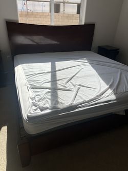 King bed with Excellent Mattress