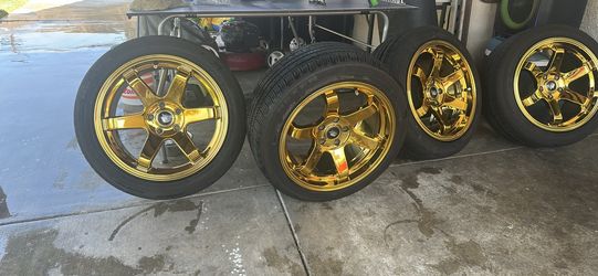 Gold Rims / tires