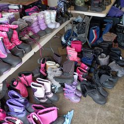 Snow Boots For Small Kids 15 30 For Bigger Kids 25.00 For Adults New Stop By