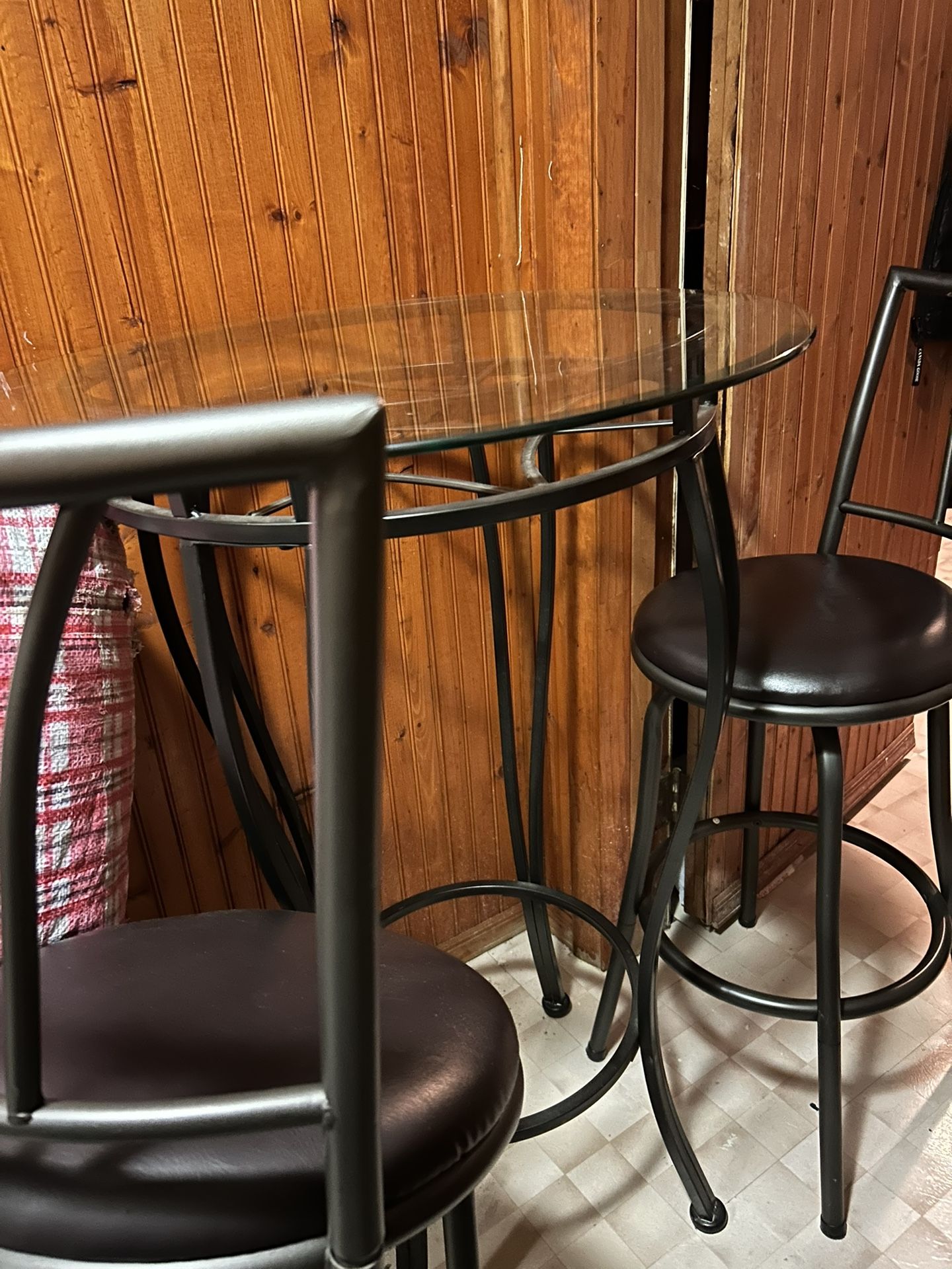 Table & Chairs For Sale