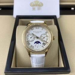 High-quality women's aesthetic accessories