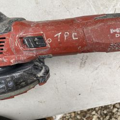HILTI DGH 130 CONCRETE SANDER 