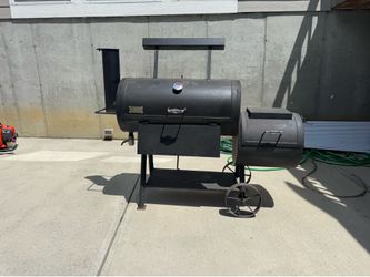 Old Country Offset Wood Burning Smoker
