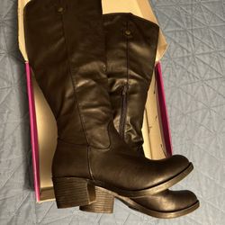 RAMPAGE Knee Brown Boots Size 7 1/2