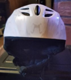 Zestful Ski Sports Helmet