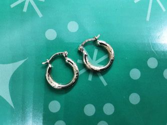 Hoop Earrings - Yellow Gold 10k (.417) 0.4 grams