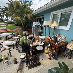 Moving Sale ( Garage Sale) 