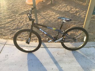 Bicycle GT ProSeries 24 inch performer