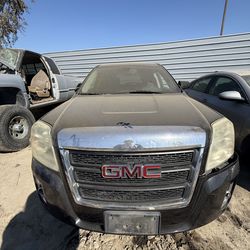 2011 GMC Terrain FOR PARTS ONLY!
