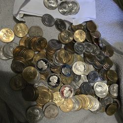 400 Collection Of TOKENS 