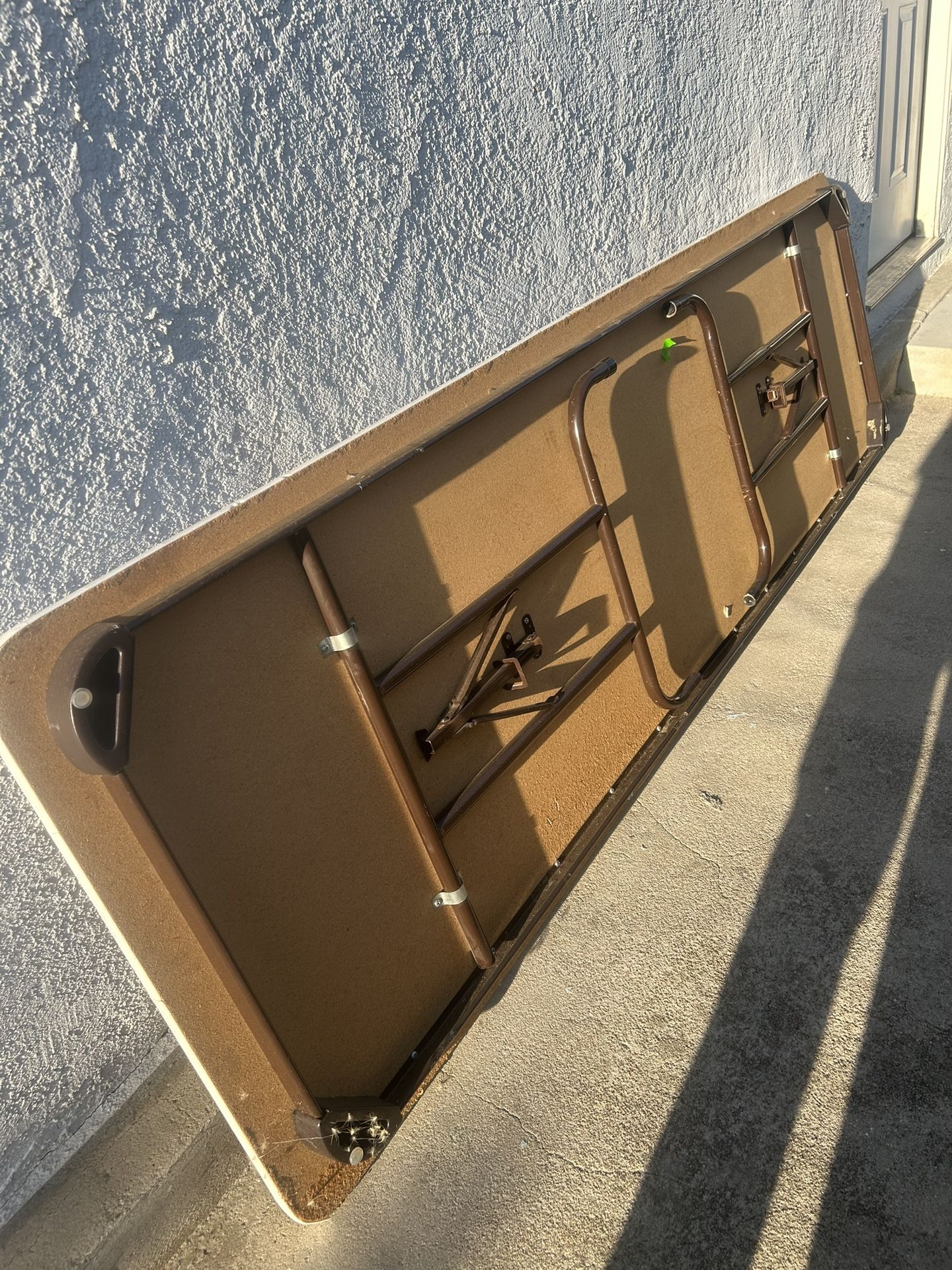8ft Table